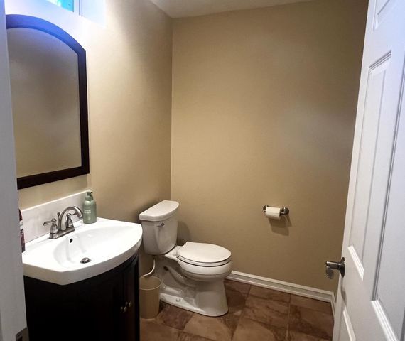 604 S Woodpine DRIVE, Elkhorn, WI 53121