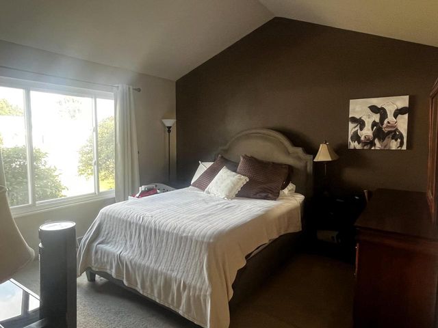 604 S Woodpine DRIVE, Elkhorn, WI 53121