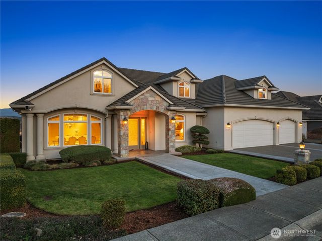 15423 136th Avenue E, Puyallup, WA 98374