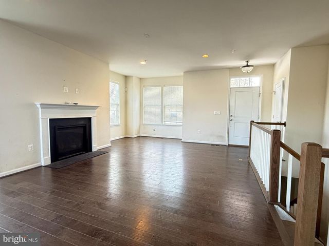 217 BUCKEYE CIR, La Plata, MD 20646