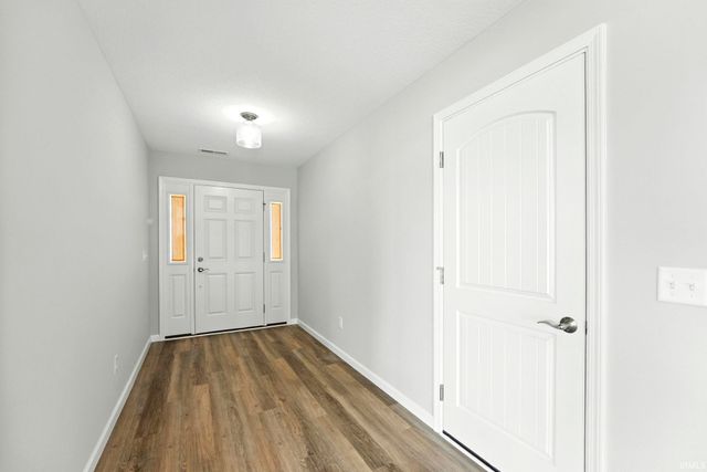 4819 Windrow Way, Fort Wayne, IN 46818