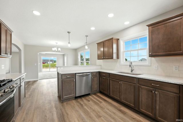 4819 Windrow Way, Fort Wayne, IN 46818