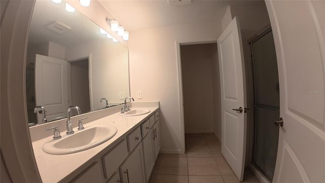 282 AMBER WAY, Kissimmee, FL 34758