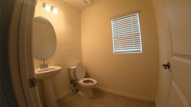 282 AMBER WAY, Kissimmee, FL 34758