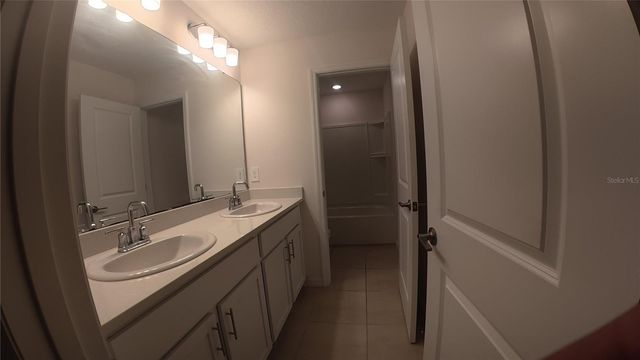 282 AMBER WAY, Kissimmee, FL 34758
