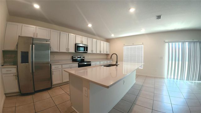 282 AMBER WAY, Kissimmee, FL 34758