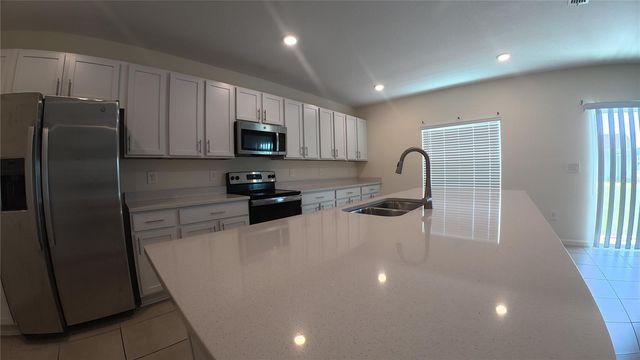 282 AMBER WAY, Kissimmee, FL 34758