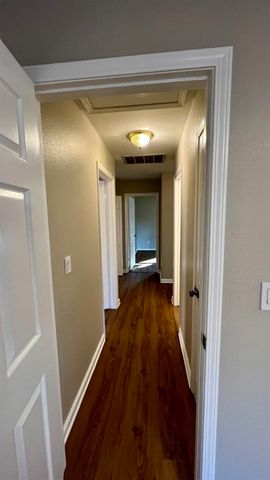 2231 Hillcrest Dr, Tracy, CA 95377