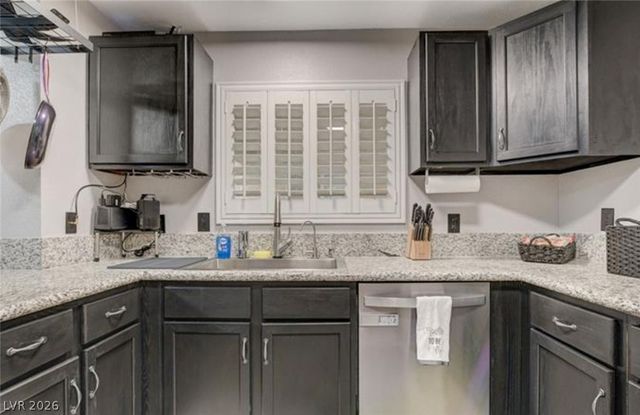 2200 South Fort Apache Road 2229, Las Vegas, NV 89117