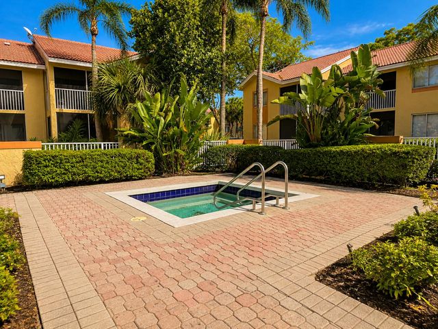 954 Coral Club Drive 954, Coral Springs, FL 33071