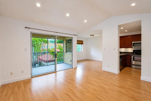 954 Coral Club Drive 954, Coral Springs, FL 33071