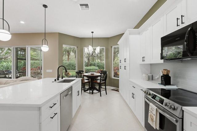 11480 Kanapali Lane, Boynton Beach, FL 33437