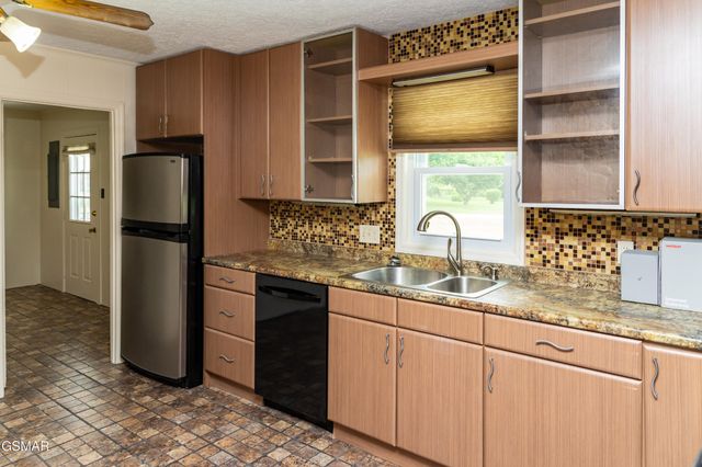 302 Park View Circle, Pigeon Forge, TN 37863