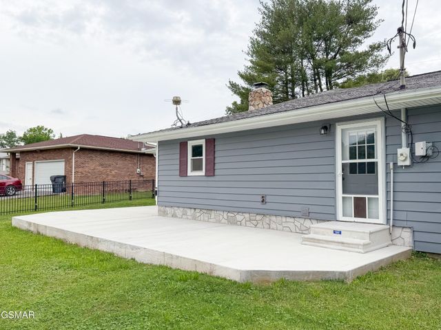 302 Park View Circle, Pigeon Forge, TN 37863