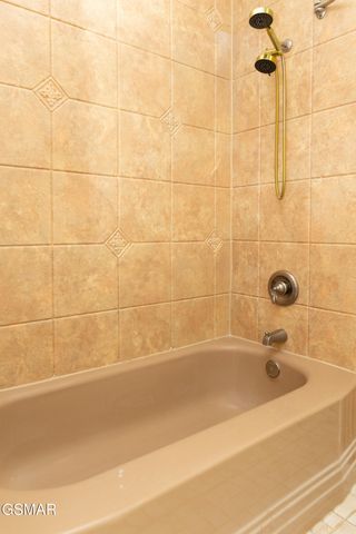 302 Park View Circle, Pigeon Forge, TN 37863