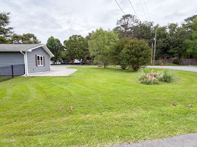 302 Park View Circle, Pigeon Forge, TN 37863