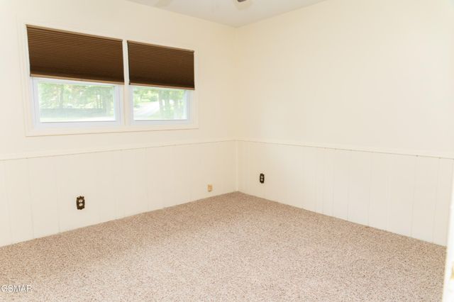 302 Park View Circle, Pigeon Forge, TN 37863