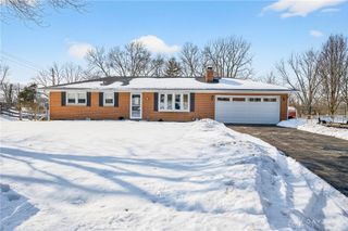 3833 Sterling Drive, Franklin, OH 45005
