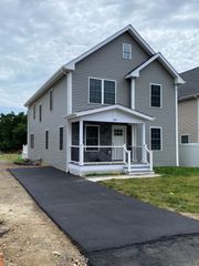 285 Alba Avenue, Bridgeport, CT 06606