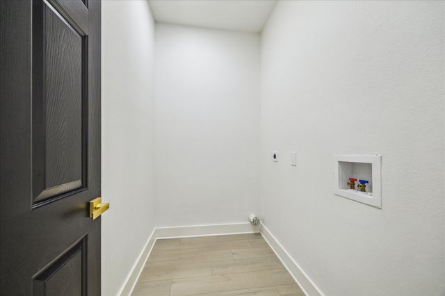 228 Lenox Street, Houston, TX 77011