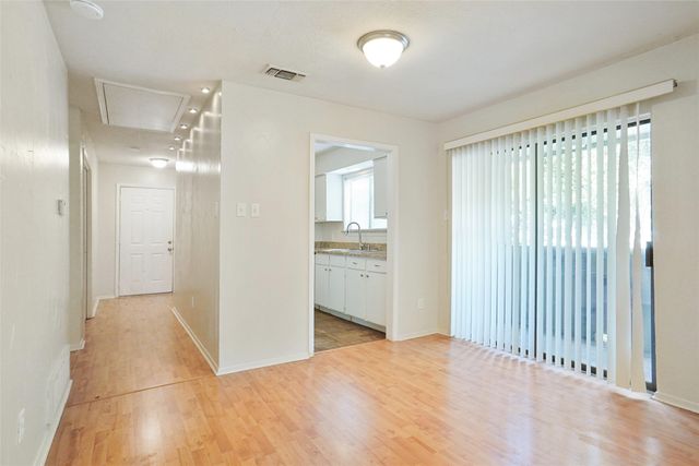 4908 Byers Avenue D, Fort Worth, TX 76107