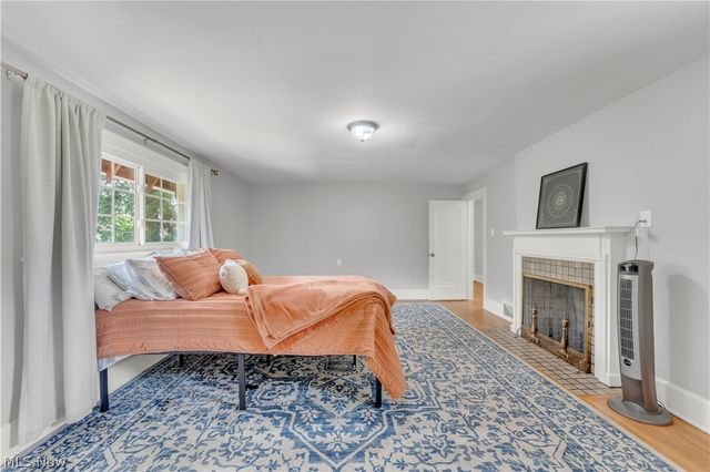 748 Evergreen Drive, Akron, OH 44303