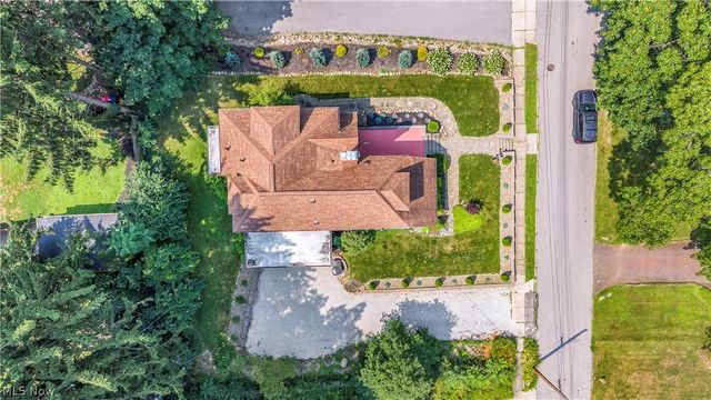 748 Evergreen Drive, Akron, OH 44303
