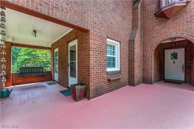 748 Evergreen Drive, Akron, OH 44303