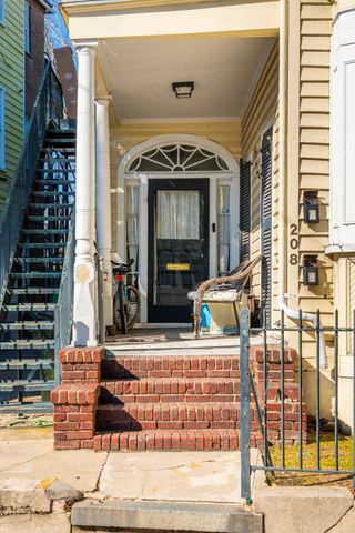 208 Calhoun Street, Charleston, SC 29401