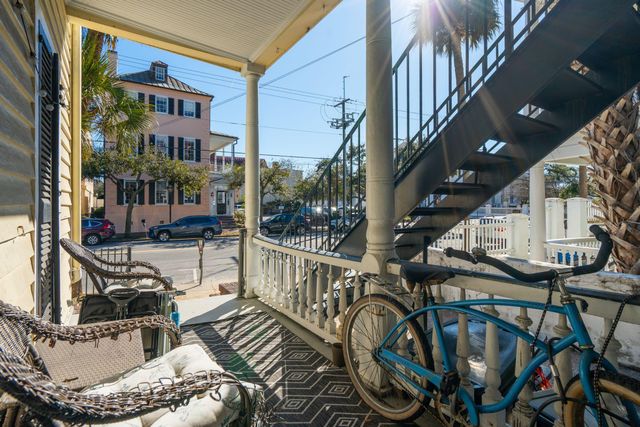 208 Calhoun Street, Charleston, SC 29401
