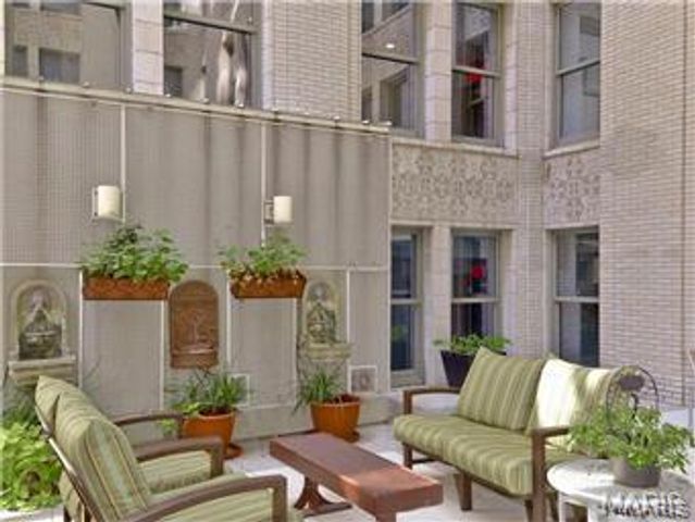 314 N Broadway 1401, St Louis, MO 63102