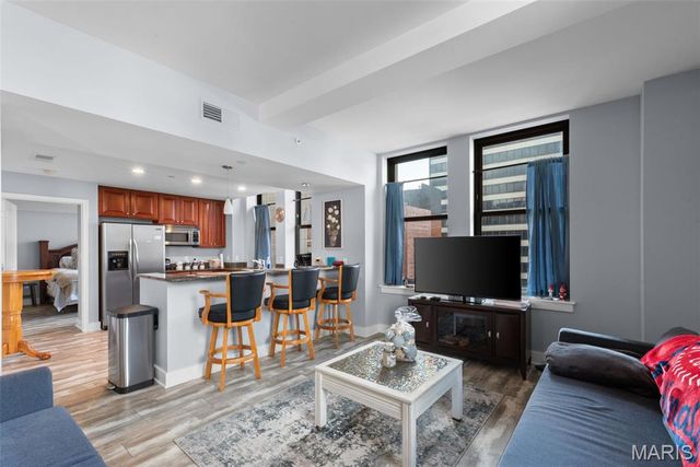 314 N Broadway 1401, St Louis, MO 63102