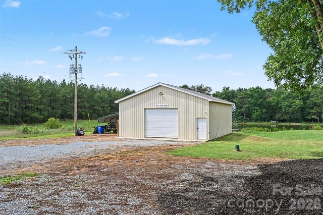 5718 White Store Road, Wingate, NC 28174