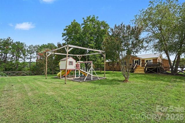 5718 White Store Road, Wingate, NC 28174