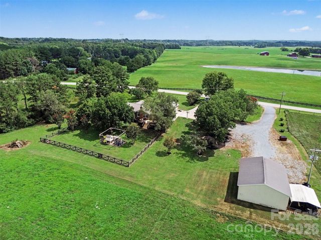 5718 White Store Road, Wingate, NC 28174