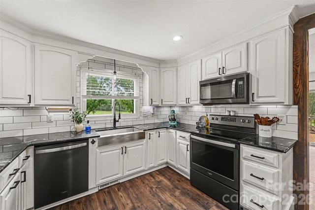 5718 White Store Road, Wingate, NC 28174
