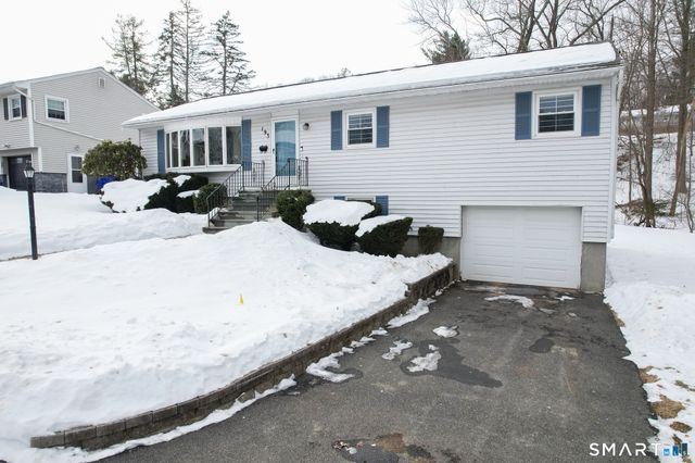 193 Plainfield Drive, Watertown, CT 06779