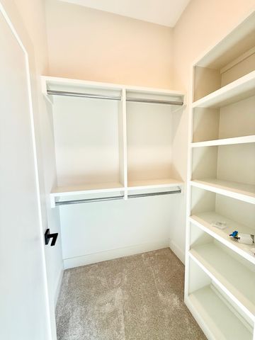 14104 E Willowgreen Ct, Wichita, KS 67230