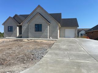 14104 E Willowgreen Ct, Wichita, KS 67230