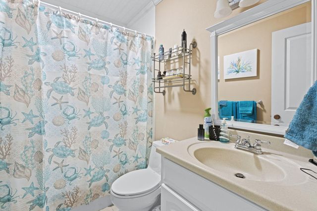 5473 SE Miles Grant Road 206, Stuart, FL 34997