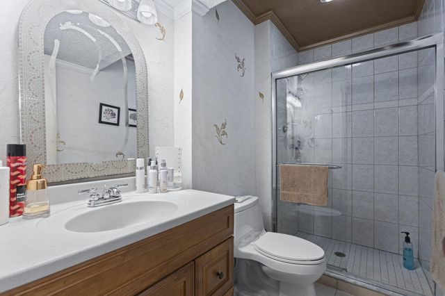 5473 SE Miles Grant Road 206, Stuart, FL 34997