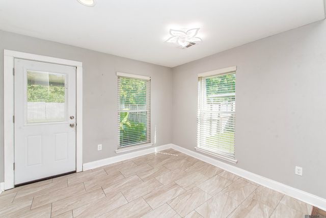 23621 Southpoint Dr, Denham Springs, LA 70726
