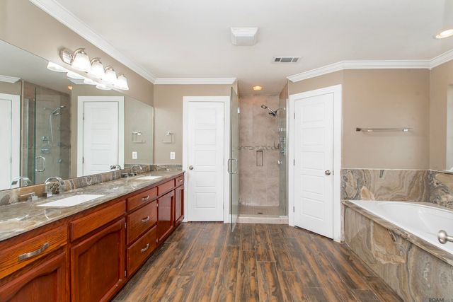 23621 Southpoint Dr, Denham Springs, LA 70726