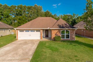 23621 Southpoint Dr, Denham Springs, LA 70726