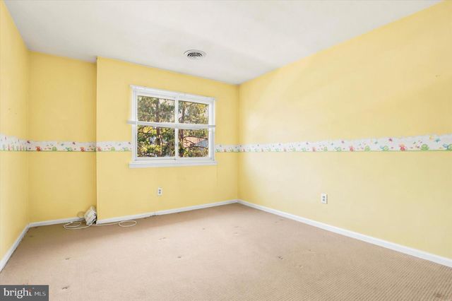 444 BROWN BRIAR CIR, Horsham, PA 19044