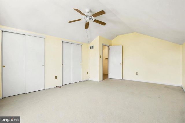 444 BROWN BRIAR CIR, Horsham, PA 19044