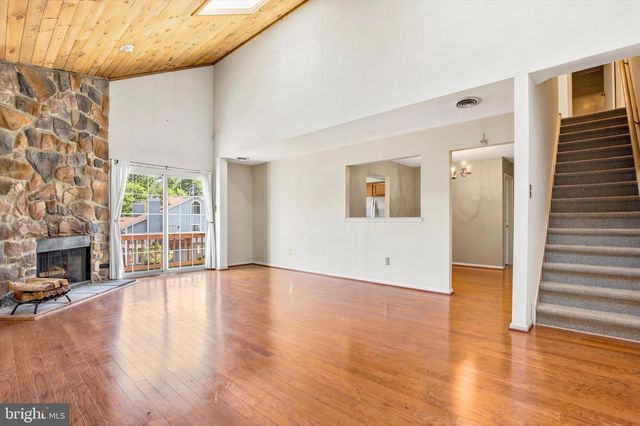 444 BROWN BRIAR CIR, Horsham, PA 19044