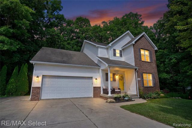 4449 Pondview Drive, Swartz Creek, MI 48473
