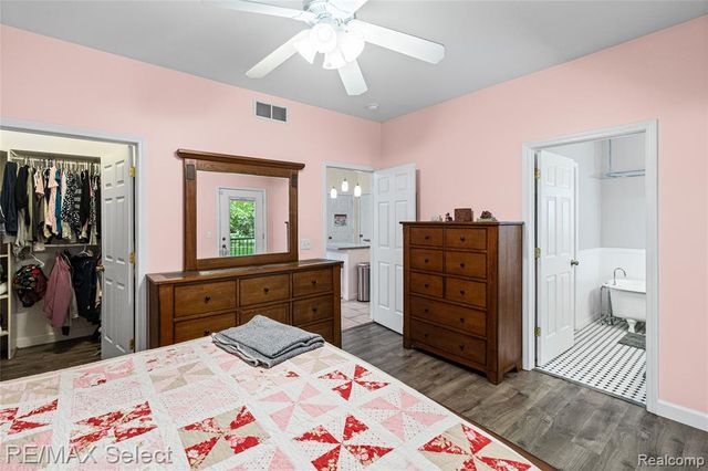 4449 Pondview Drive, Swartz Creek, MI 48473