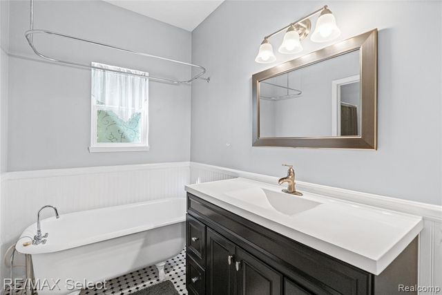 4449 Pondview Drive, Swartz Creek, MI 48473